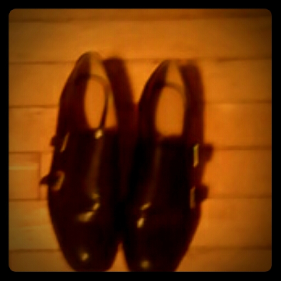 Black shoes - Picture 1 of 1